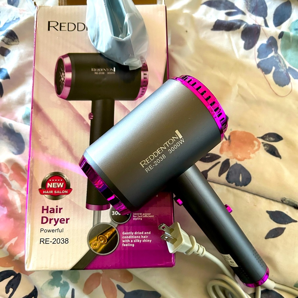 Reddenton hair dryer